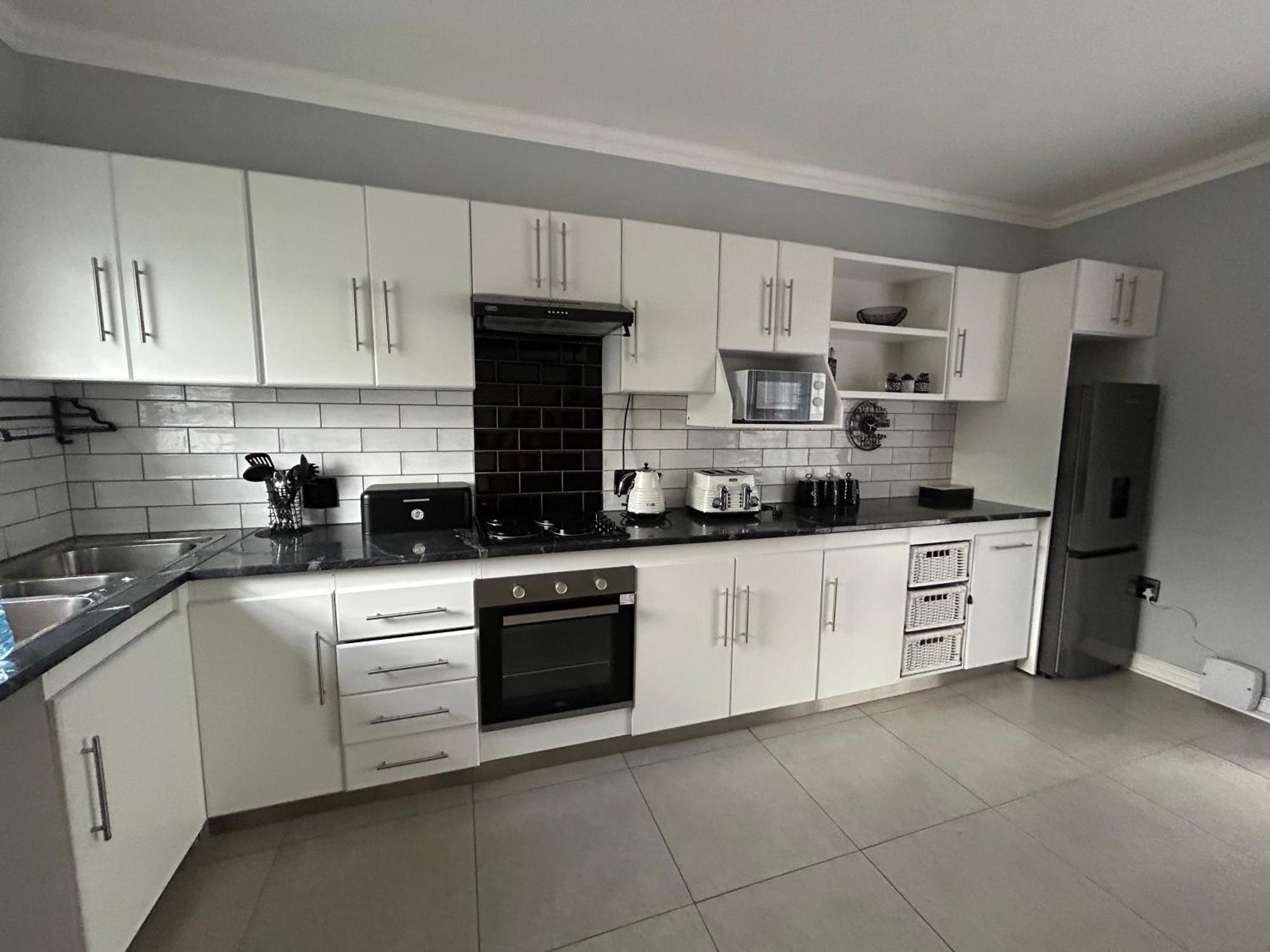 Apartment Ash Villers Port Elizabeth