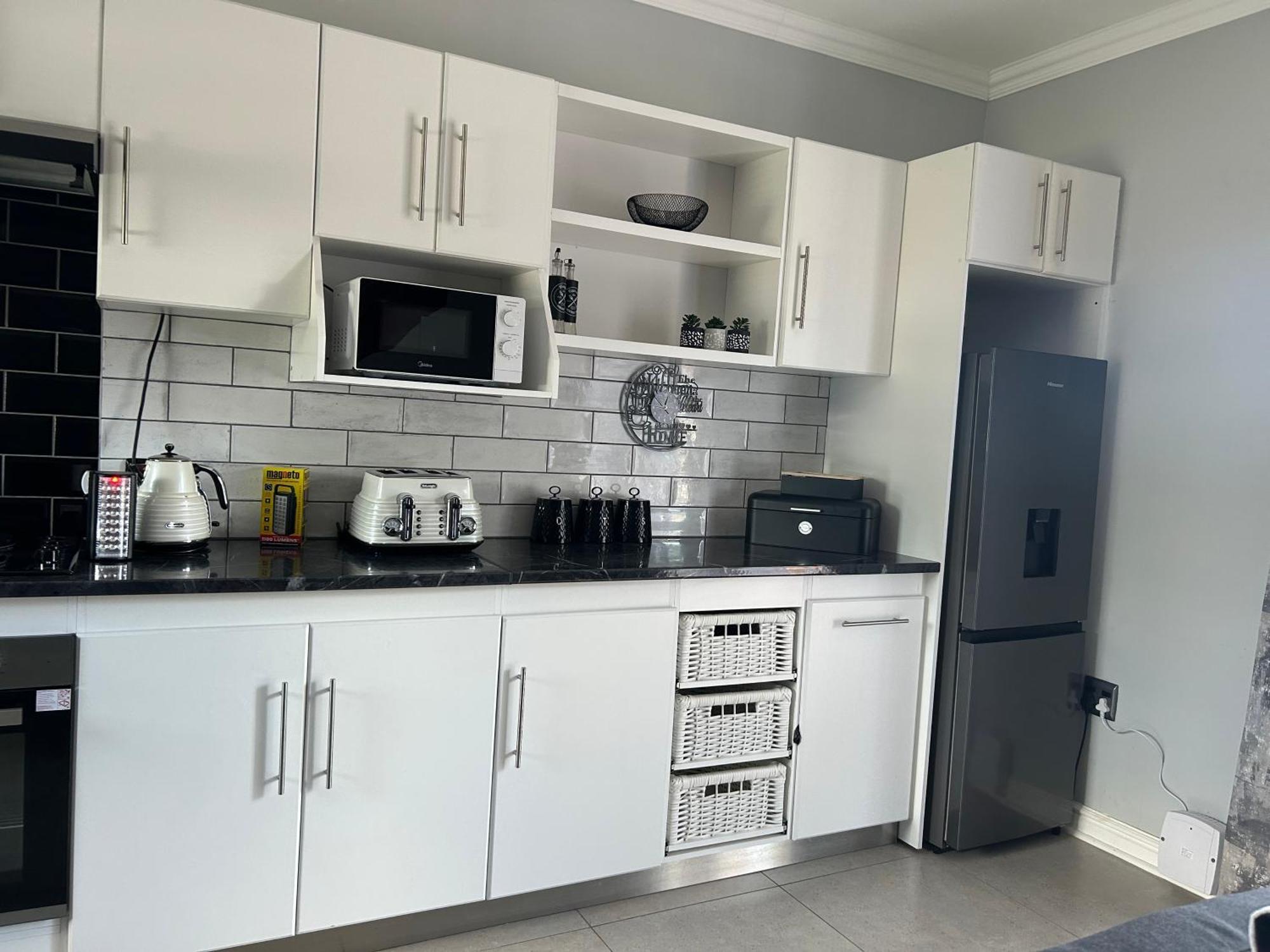 Ash Villers Apartment