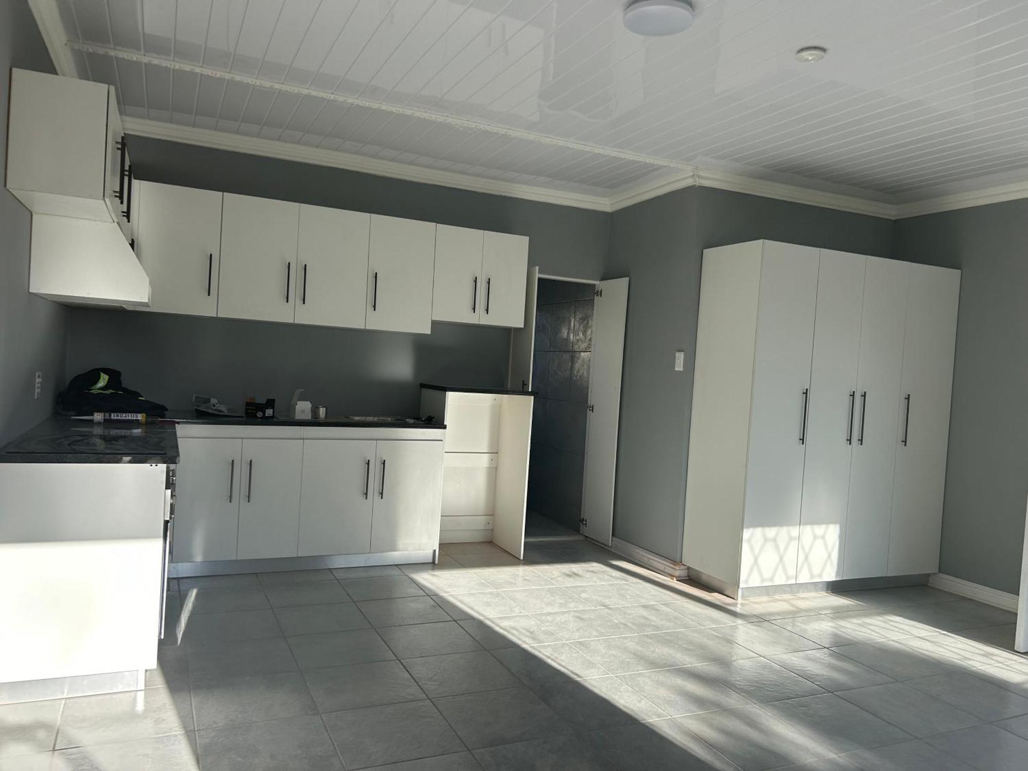 Ash Villers Apartment
